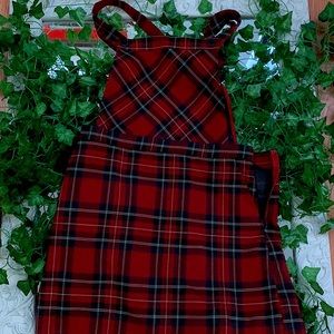 I’m selling a dress- from forever 21 in a size L